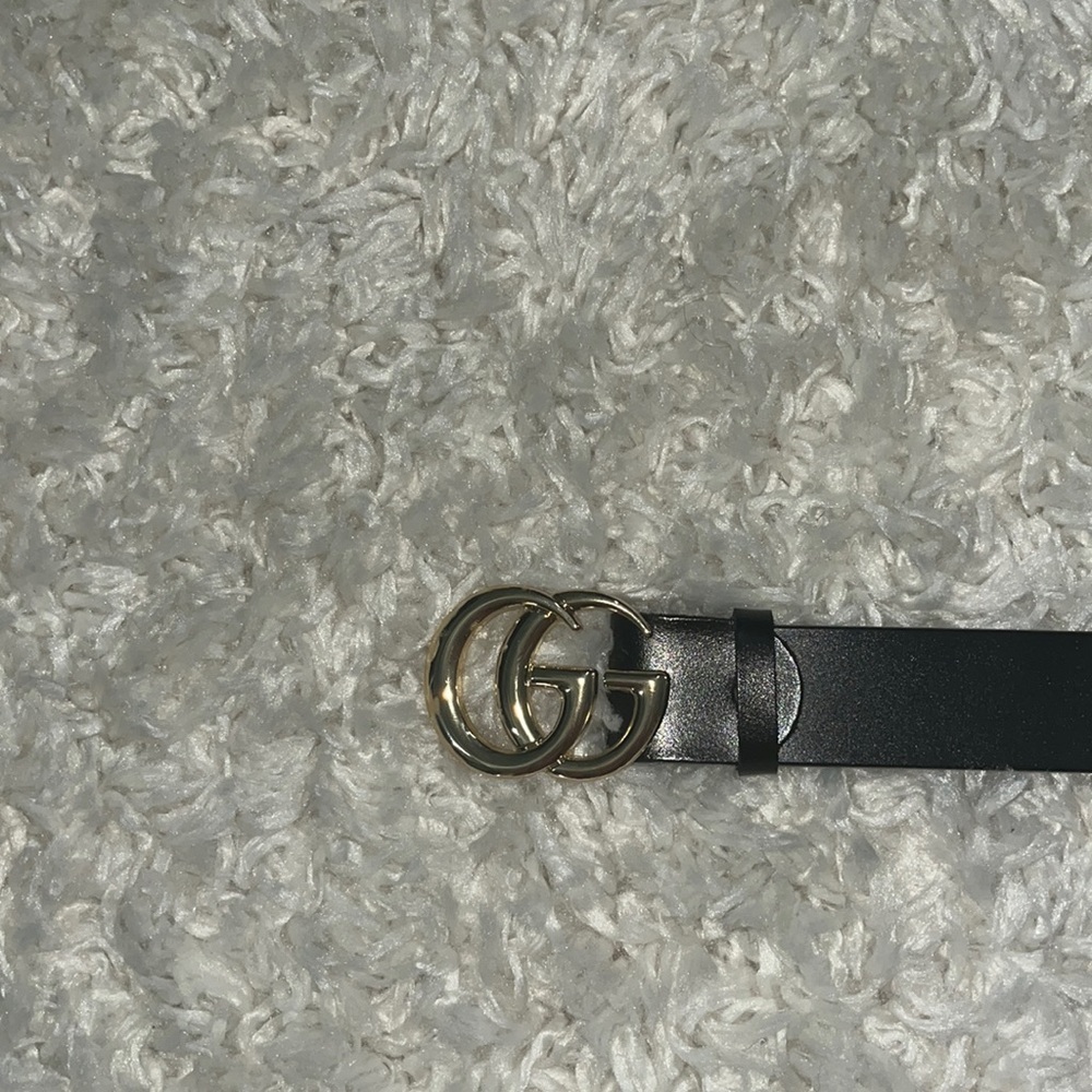 Gucci belt!